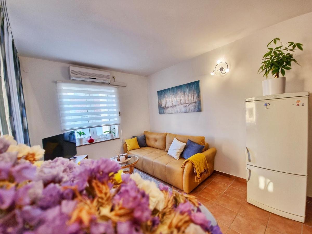 Deluxe Novalja Apartman Kültér fotó