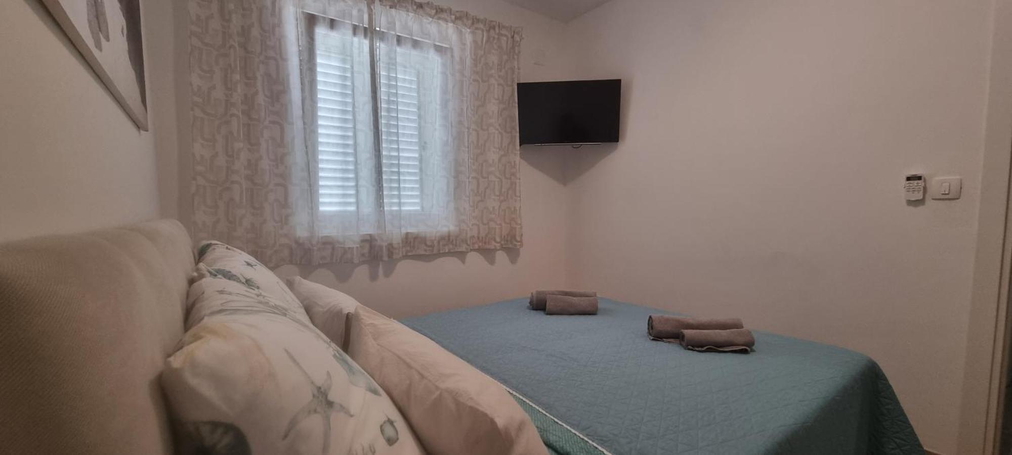 Deluxe Novalja Apartman Kültér fotó